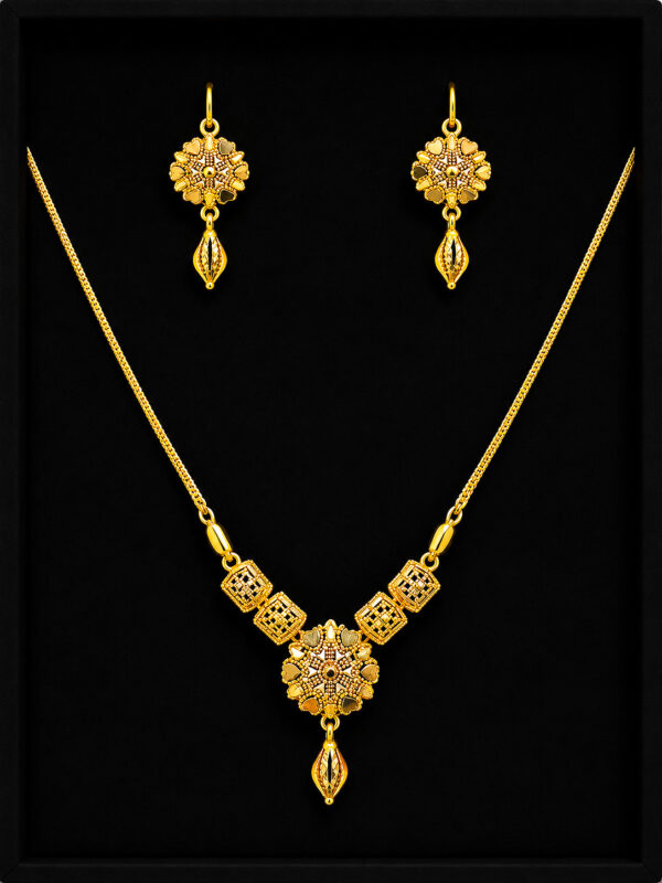 Gold Necklace Set — Cutwork Cube Link Floral Pendant