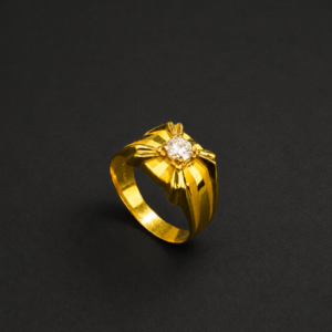 Men's Gold Ring — Fluted Band, Claw-Set Solitaire