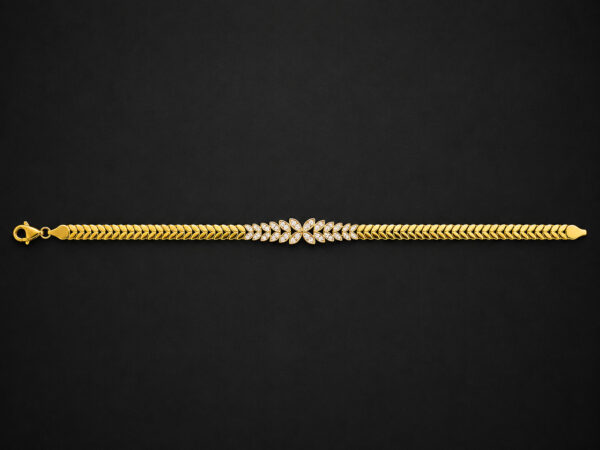 Gold Wheat Link Bracelet — Pavé Floral Centrepiece
