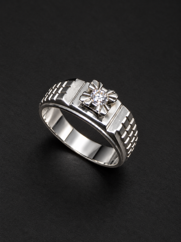 Men's Palladium Ring — Fine-Link Band, Flower-Set Diamond