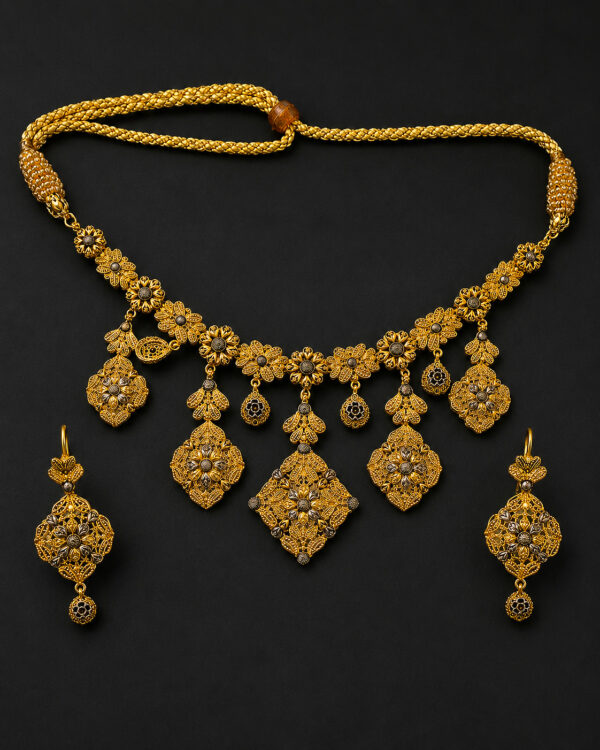 Gold Sunflower Necklace Set — Diamond Filigree Fringe