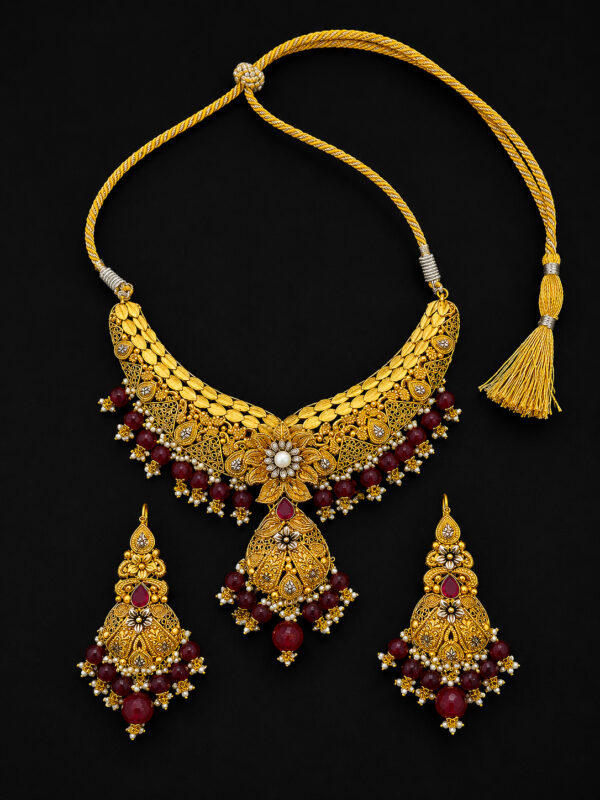 Gold Scalloped Necklace Set — Floral Pearl Ruby Fringe
